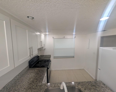 3101 Nw 47th Terrace - Photo Thumbnail 1