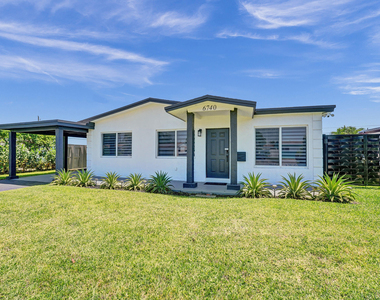 6740 Custer Street - Photo Thumbnail 14