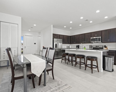 16450 Sea Turtle Place - Photo Thumbnail 10