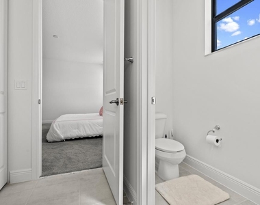 16450 Sea Turtle Place - Photo Thumbnail 42