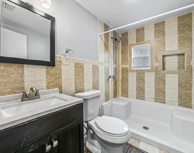 645 Ne 38th Street - Photo Thumbnail 6