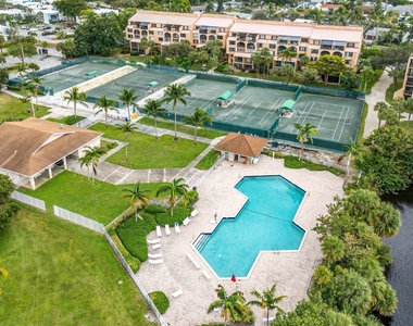 2455 Lindell Boulevard - Photo Thumbnail 22