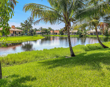 551 Nw 108th Avenue - Photo Thumbnail 34