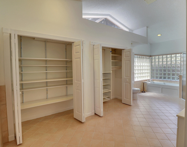 551 Nw 108th Avenue - Photo Thumbnail 26
