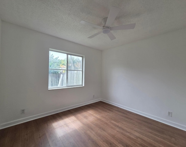 533 Nw 47th Avenue - Photo Thumbnail 18