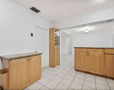 117 Sw 4th Avenue - Photo Thumbnail 6