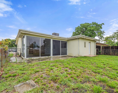 117 Sw 4th Avenue - Photo Thumbnail 23