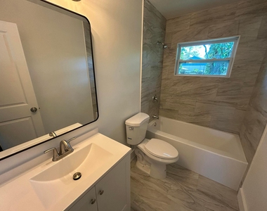 2147 Sibley Avenue - Photo Thumbnail 6