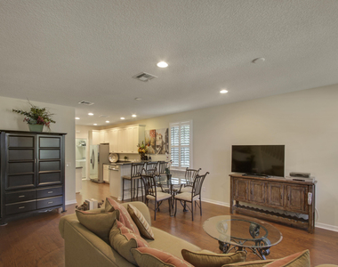 1168 S Community Drive - Photo Thumbnail 2