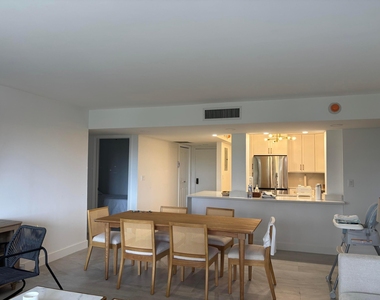 4900 N Ocean Boulevard - Photo Thumbnail 3