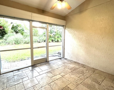 1641 Sw Harbour Isles Circle - Photo Thumbnail 10