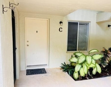 6520 Chasewood Drive - Photo Thumbnail 4