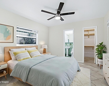 2000 Ne 18th Street - Photo Thumbnail 8