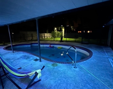 150 Se Duval Avenue - Photo Thumbnail 10