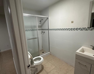 150 Se Duval Avenue - Photo Thumbnail 7
