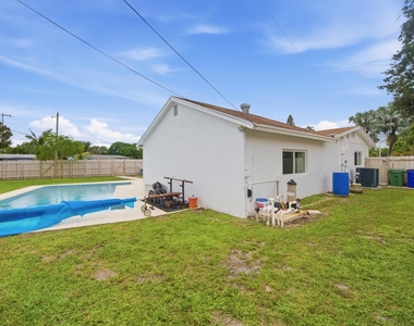 4999 Sw 6th Street - Photo Thumbnail 23