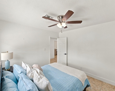4999 Sw 6th Street - Photo Thumbnail 15