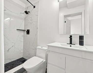 4999 Sw 6th Street - Photo Thumbnail 5