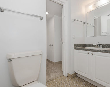 4111 Stirling Road - Photo Thumbnail 14