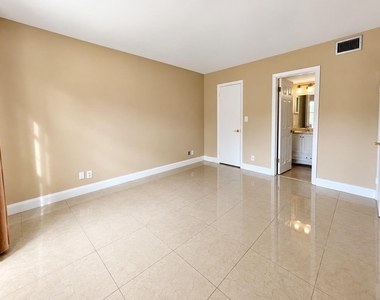 7385 W Sunrise Boulevard - Photo Thumbnail 9