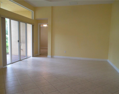 5091 Sw 173rd Avenue - Photo Thumbnail 2