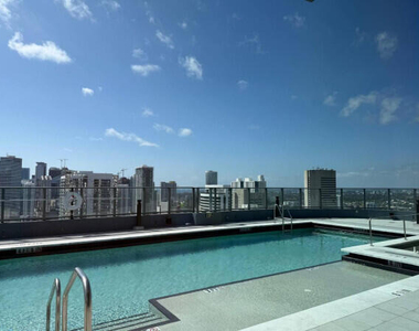 121 Ne 5th Street - Photo Thumbnail 31