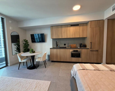 121 Ne 5th Street - Photo Thumbnail 13