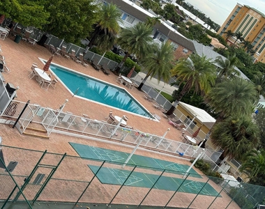 1009 N Ocean Boulevard - Photo Thumbnail 16