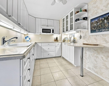 2295 S Ocean Boulevard - Photo Thumbnail 11