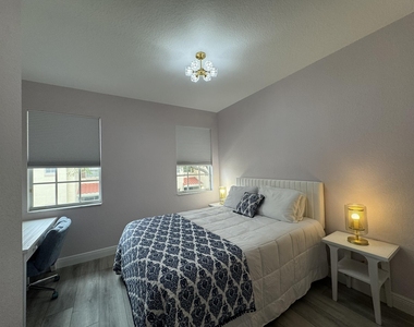 115 S Longport Circle - Photo Thumbnail 21