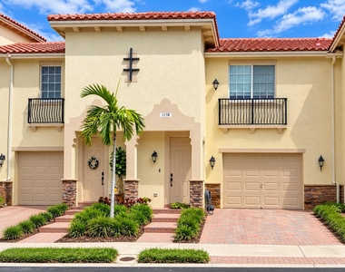 115 S Longport Circle - Photo Thumbnail 2