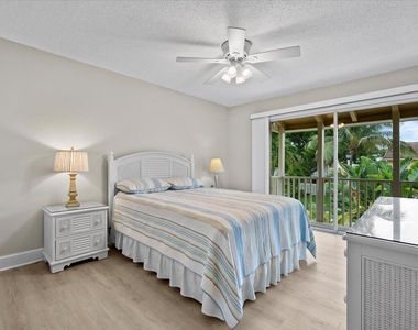 251 Seabreeze Circle - Photo Thumbnail 15