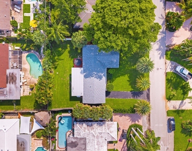 1341 Se 4th Court - Photo Thumbnail 29