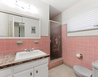 1341 Se 4th Court - Photo Thumbnail 19