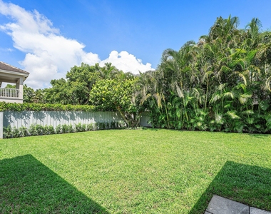 233 Lake Terrace - Photo Thumbnail 30