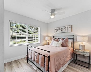 233 Lake Terrace - Photo Thumbnail 19