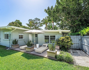 233 Lake Terrace - Photo Thumbnail 42