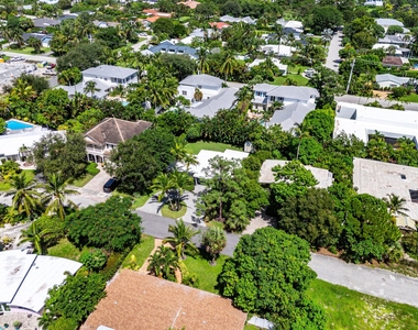 233 Lake Terrace - Photo Thumbnail 52