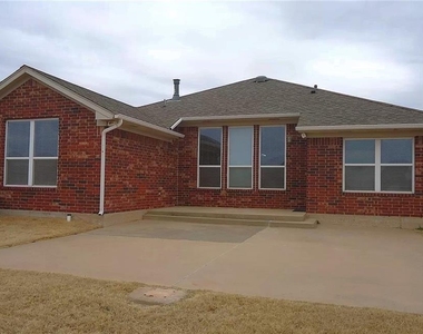 16032 Okalee Lane - Photo Thumbnail 13