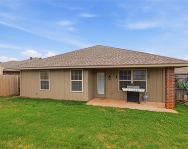 605 Inverleith Circle - Photo Thumbnail 27