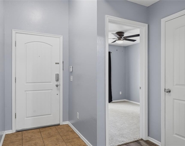 605 Inverleith Circle - Photo Thumbnail 5