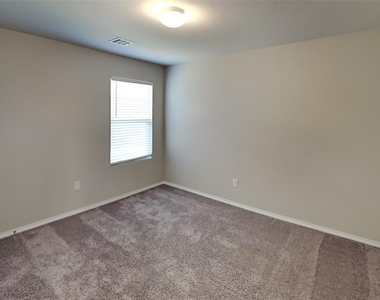 9905 Rattlesnake Lane - Photo Thumbnail 11