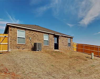 9905 Rattlesnake Lane - Photo Thumbnail 14