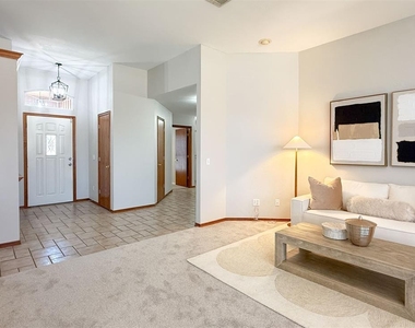 18212 Willow Oak Lane - Photo Thumbnail 13