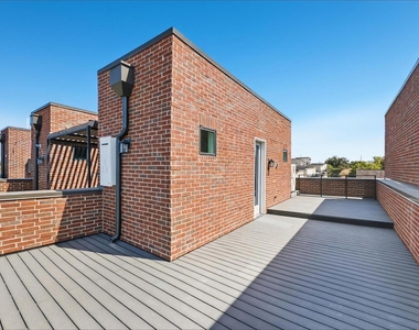 408 Rayner Avenue - Photo Thumbnail 25