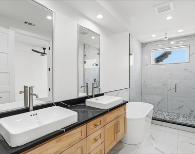 408 Rayner Avenue - Photo Thumbnail 9