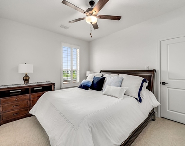 13826 Malinda Drive - Photo Thumbnail 25