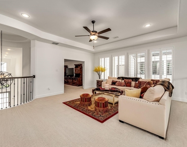 13826 Malinda Drive - Photo Thumbnail 20