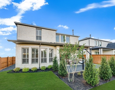 13826 Malinda Drive - Photo Thumbnail 30
