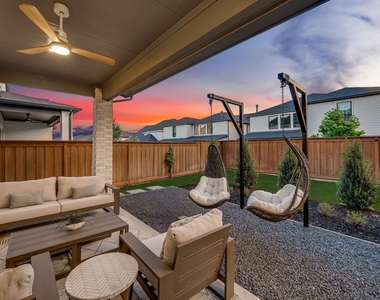 13826 Malinda Drive - Photo Thumbnail 35